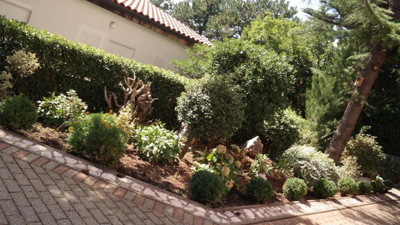 Apartmani Lili Novi Vinodolski Exterior foto