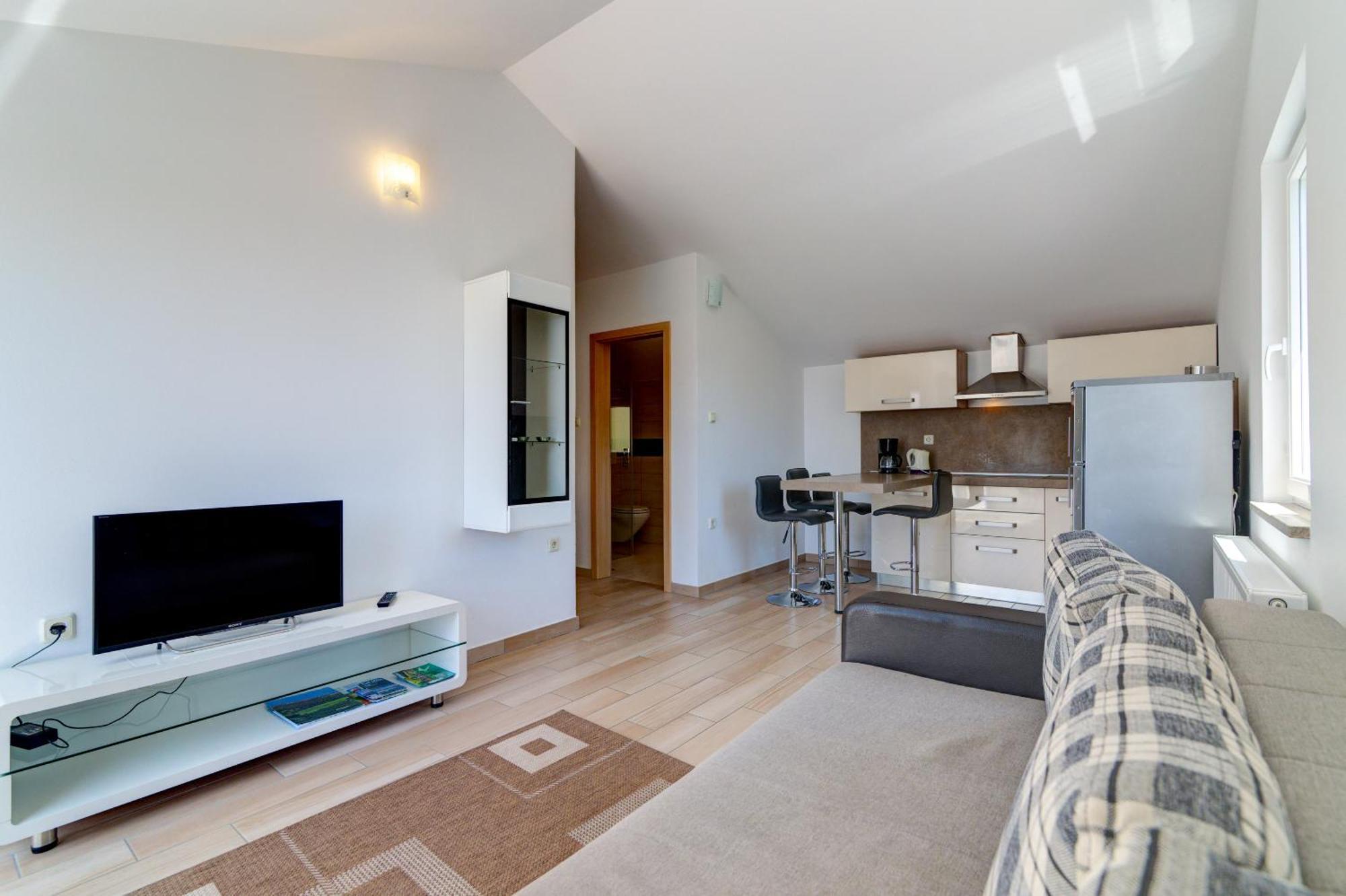 Apartmani Lili Novi Vinodolski Exterior foto