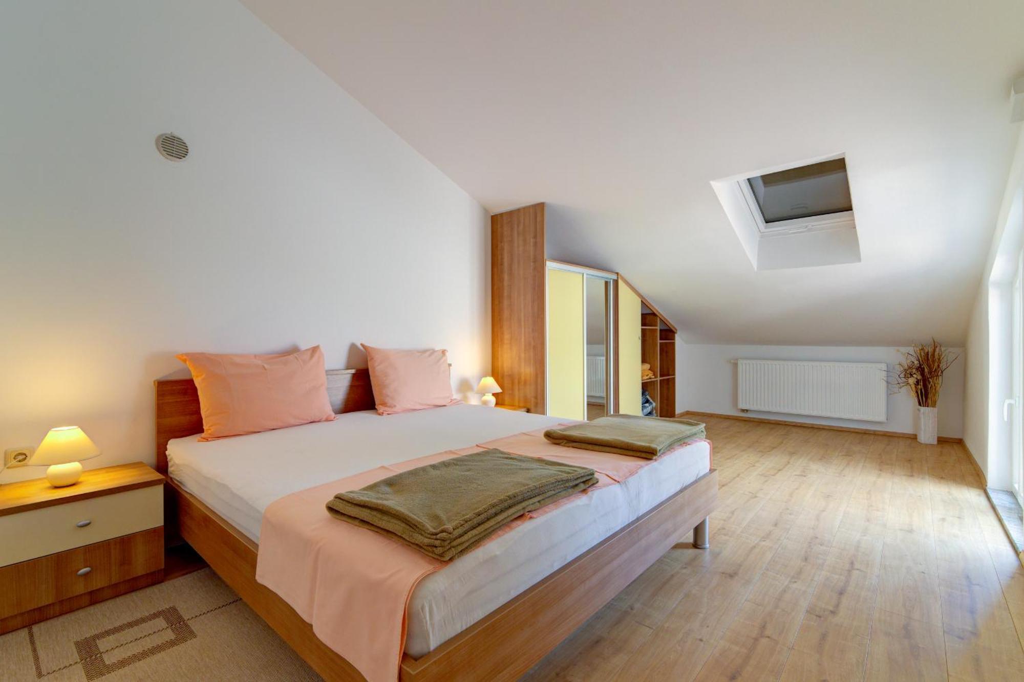 Apartmani Lili Novi Vinodolski Exterior foto